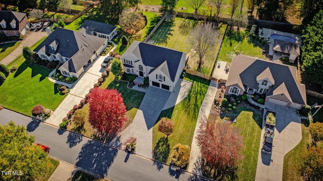 6 Carriage Court, Johnson City, TN 37604