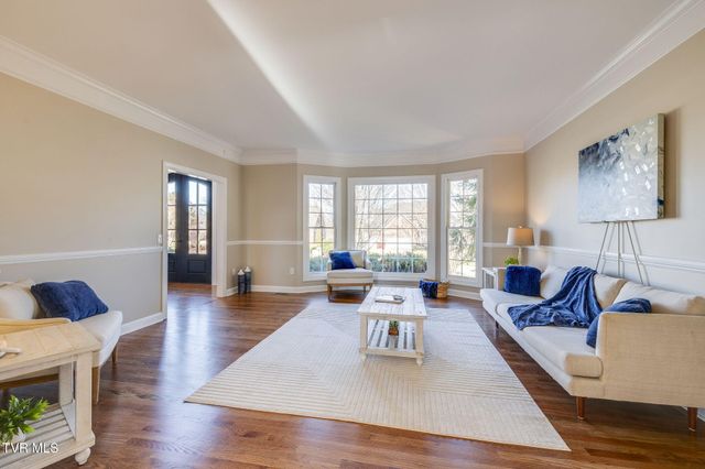 6 Carriage Court, Johnson City, TN 37604