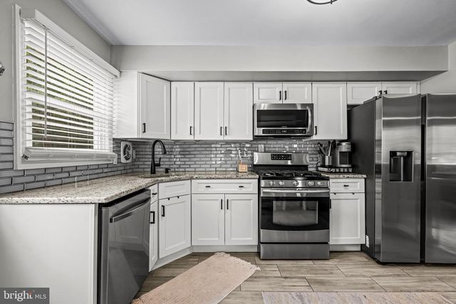 202 CRANFORD RD, Cherry Hill, NJ 08003