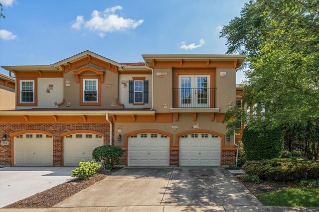 352 Montabello, Bloomingdale, IL 60108