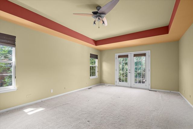 352 Montabello, Bloomingdale, IL 60108