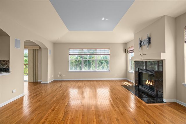 352 Montabello, Bloomingdale, IL 60108