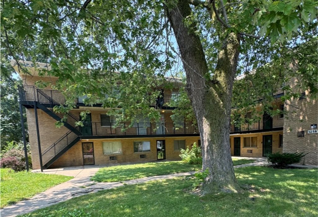 3258 E 91st Street 3D, Chicago, IL 60617