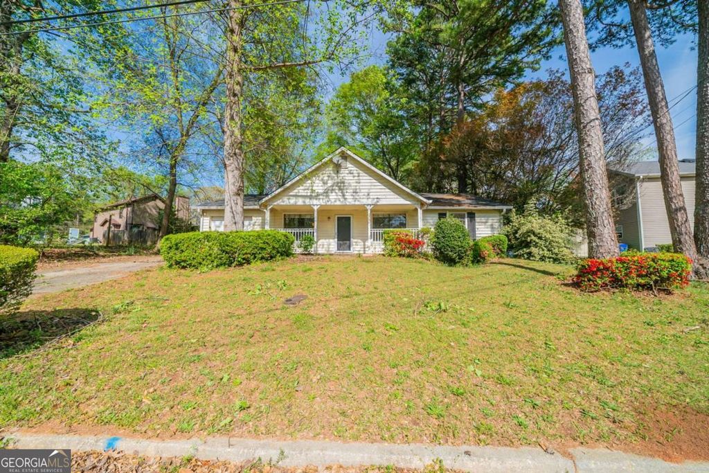 5255 Biffle Downs Road, Stone Mountain, GA 30088