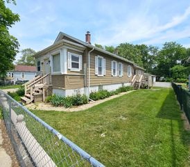 454 S Desplaines Street, Joliet, IL 60436