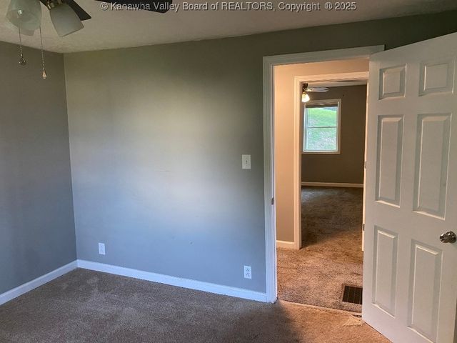 105 Okey Avenue, Nitro, WV 25143