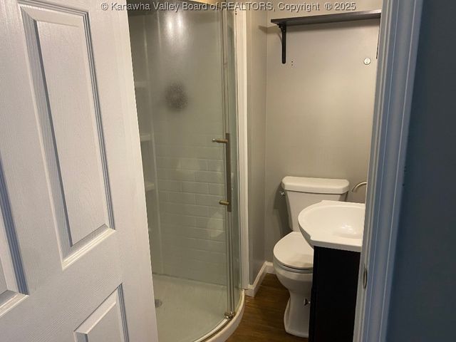 105 Okey Avenue, Nitro, WV 25143