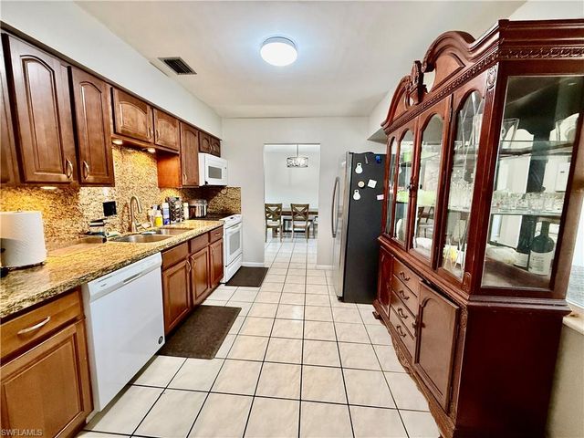 720 Shadyside ST, Lehigh Acres, FL 33936