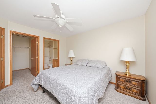 1361 Rock Run Drive H, Crest Hill, IL 60403