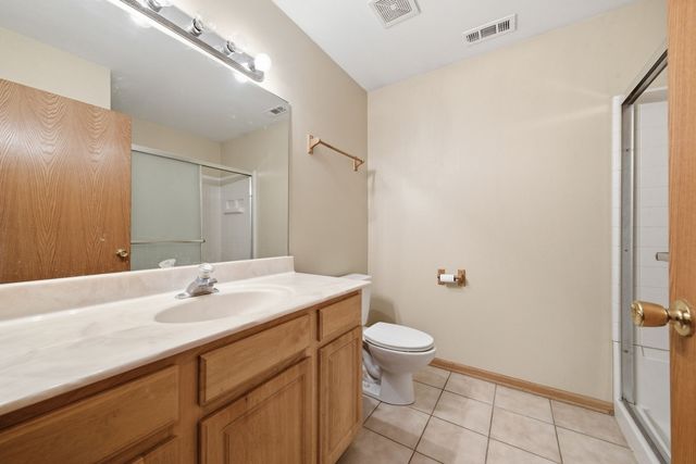 1361 Rock Run Drive H, Crest Hill, IL 60403