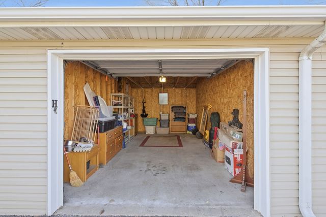 1361 Rock Run Drive H, Crest Hill, IL 60403