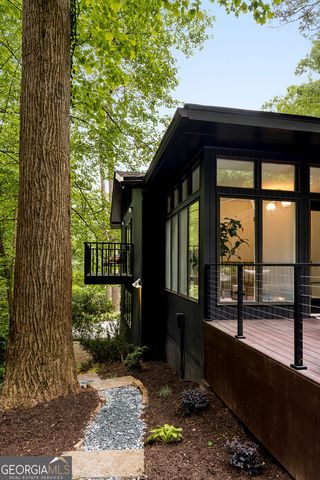 922 Barton Woods Road NE, Atlanta, GA 30307
