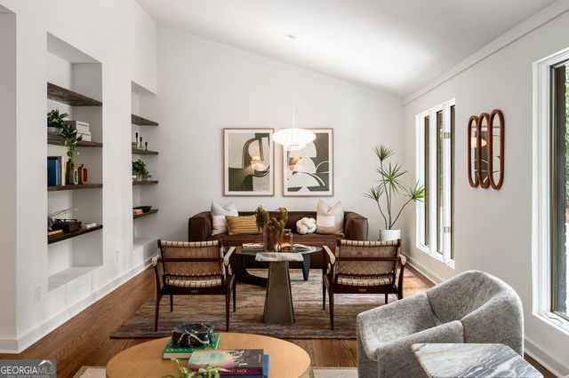 922 Barton Woods Road NE, Atlanta, GA 30307