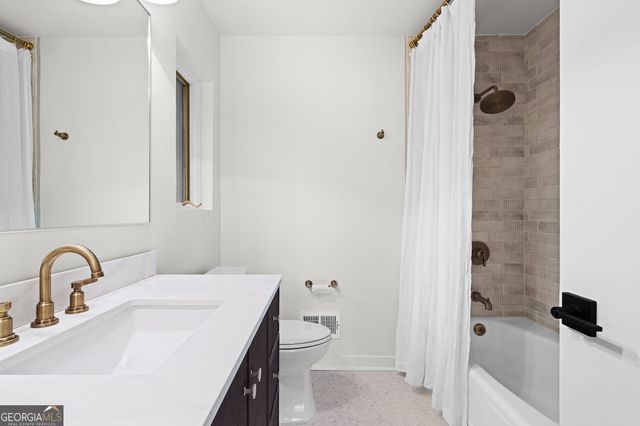 922 Barton Woods Road NE, Atlanta, GA 30307