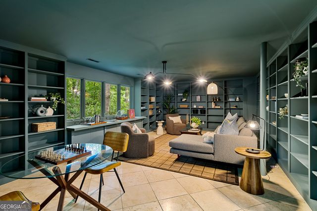 922 Barton Woods Road NE, Atlanta, GA 30307