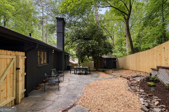 922 Barton Woods Road NE, Atlanta, GA 30307