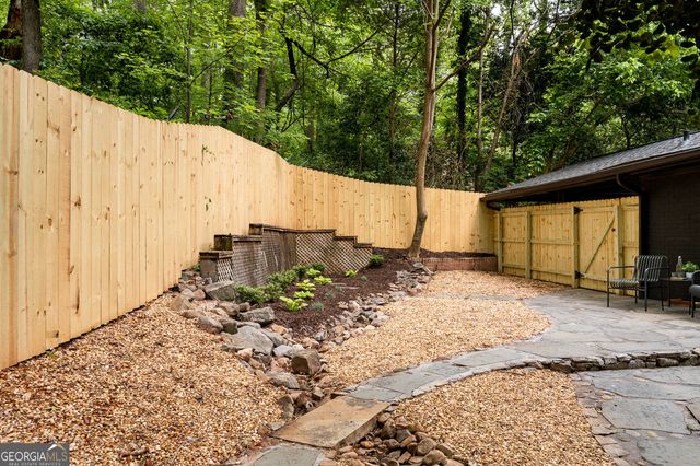 922 Barton Woods Road NE, Atlanta, GA 30307