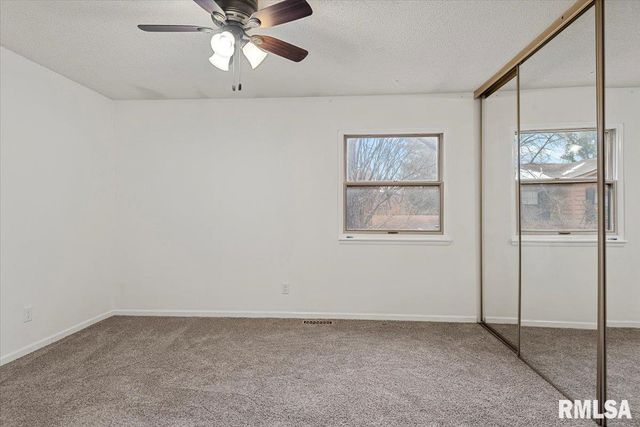 160 S Durkin Dr Unit 4, Springfield, IL 62704