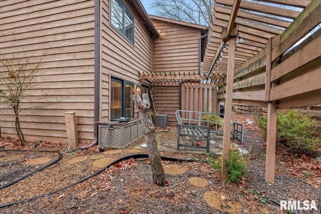 160 S Durkin Dr Unit 4, Springfield, IL 62704