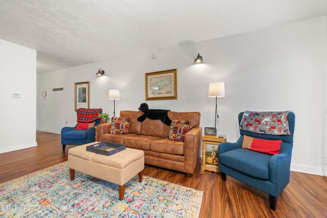 102 Baskins Creek Bypass 507, Gatlinburg, TN 37738