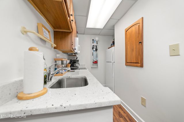 102 Baskins Creek Bypass 507, Gatlinburg, TN 37738