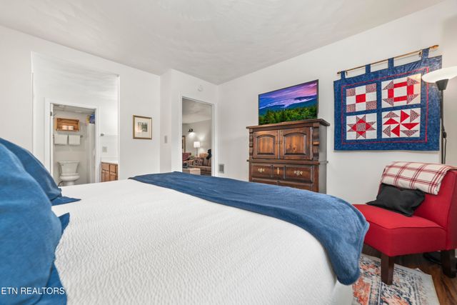 102 Baskins Creek Bypass 507, Gatlinburg, TN 37738