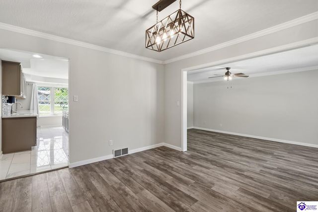 273 Manor Drive, Radcliff, KY 40160