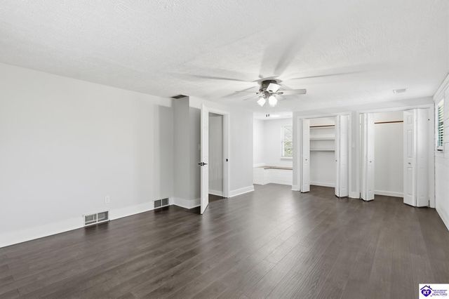 273 Manor Drive, Radcliff, KY 40160