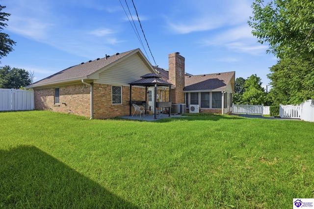 273 Manor Drive, Radcliff, KY 40160