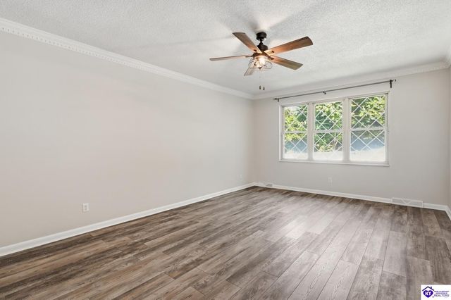 273 Manor Drive, Radcliff, KY 40160