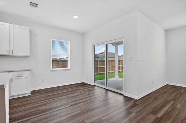 201 Makinaw RD, Hutto, TX 78634