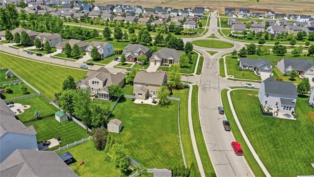 2604 Sunset Maple Drive, Bethel Twp, OH 45371