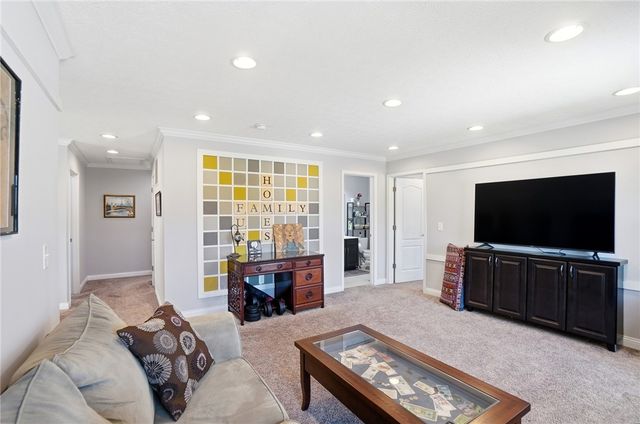 2604 Sunset Maple Drive, Bethel Twp, OH 45371