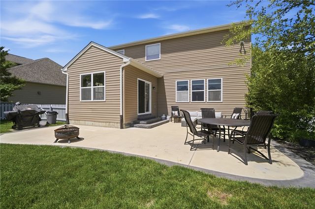 2604 Sunset Maple Drive, Bethel Twp, OH 45371