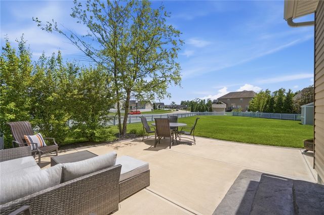 2604 Sunset Maple Drive, Bethel Twp, OH 45371