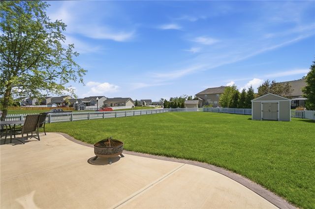 2604 Sunset Maple Drive, Bethel Twp, OH 45371