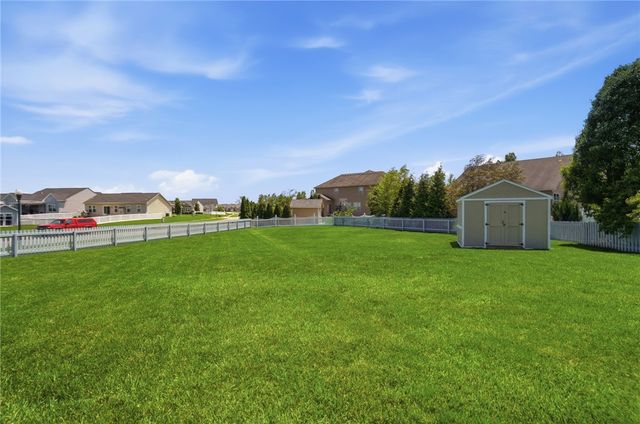 2604 Sunset Maple Drive, Bethel Twp, OH 45371