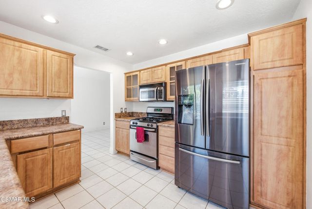 2259 Oakdale Circle, Simi Valley, CA 93063