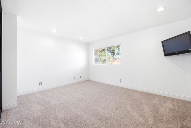2259 Oakdale Circle, Simi Valley, CA 93063