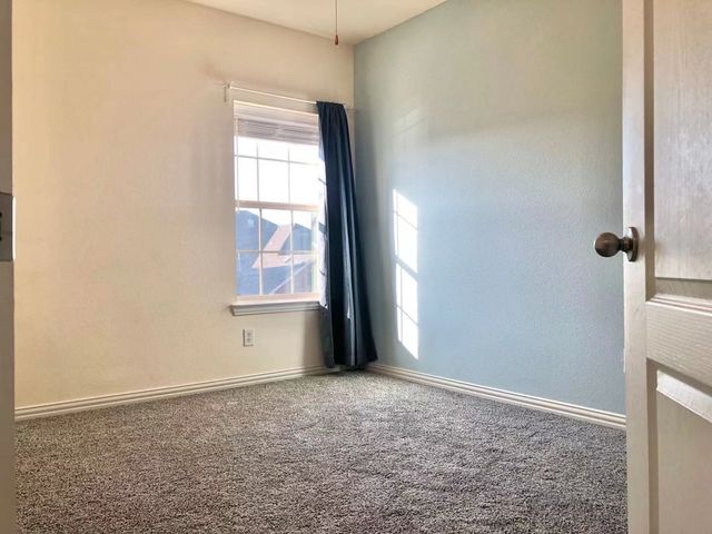 200 Chester Drive, Lewisville, TX 75056