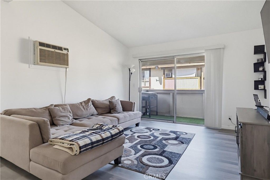 Image 8 of property listing at 23320 #G Sesame Street, Torrance, CA 90502