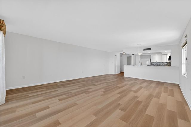 138 1ST STREET E 302, St Petersburg, FL 33715