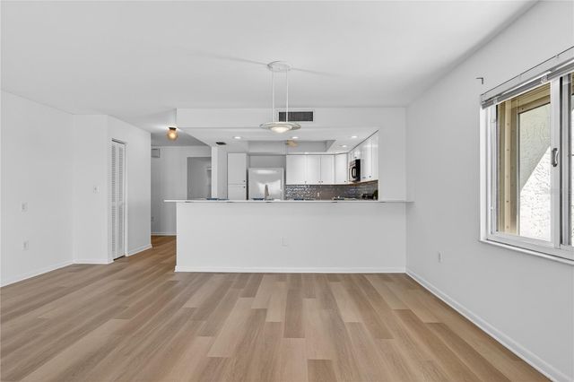 138 1ST STREET E 302, St Petersburg, FL 33715