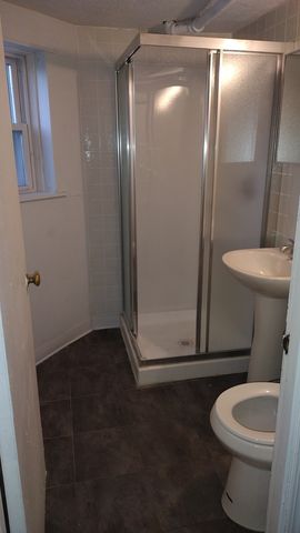 6219 S Albany Avenue, Chicago, IL 60629