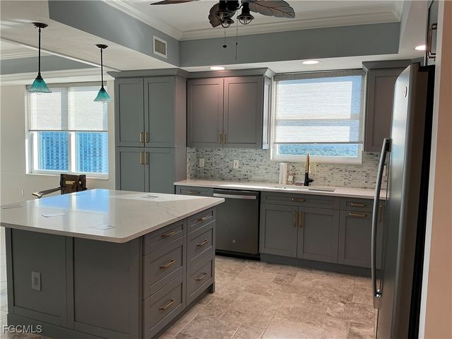 2797 1st ST 1706, Fort Myers, FL 33916