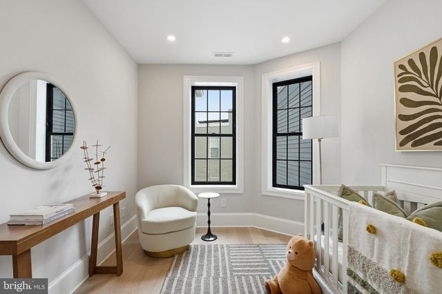 905 11TH ST NE, Washington, DC 20002
