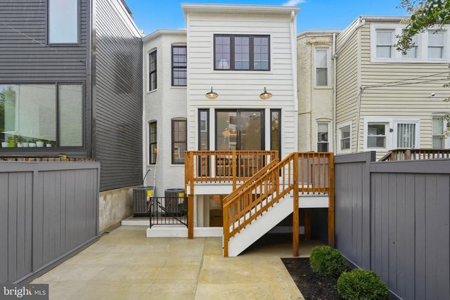 905 11TH ST NE, Washington, DC 20002