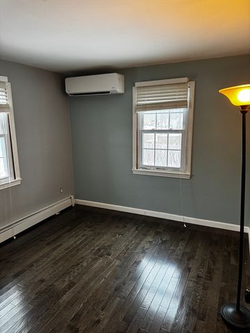 11 Maple, West Boylston, MA 01583