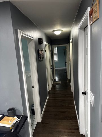 11 Maple, West Boylston, MA 01583