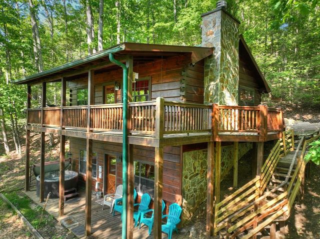 423 Laurel Creek Road, Blue Ridge, GA 30513